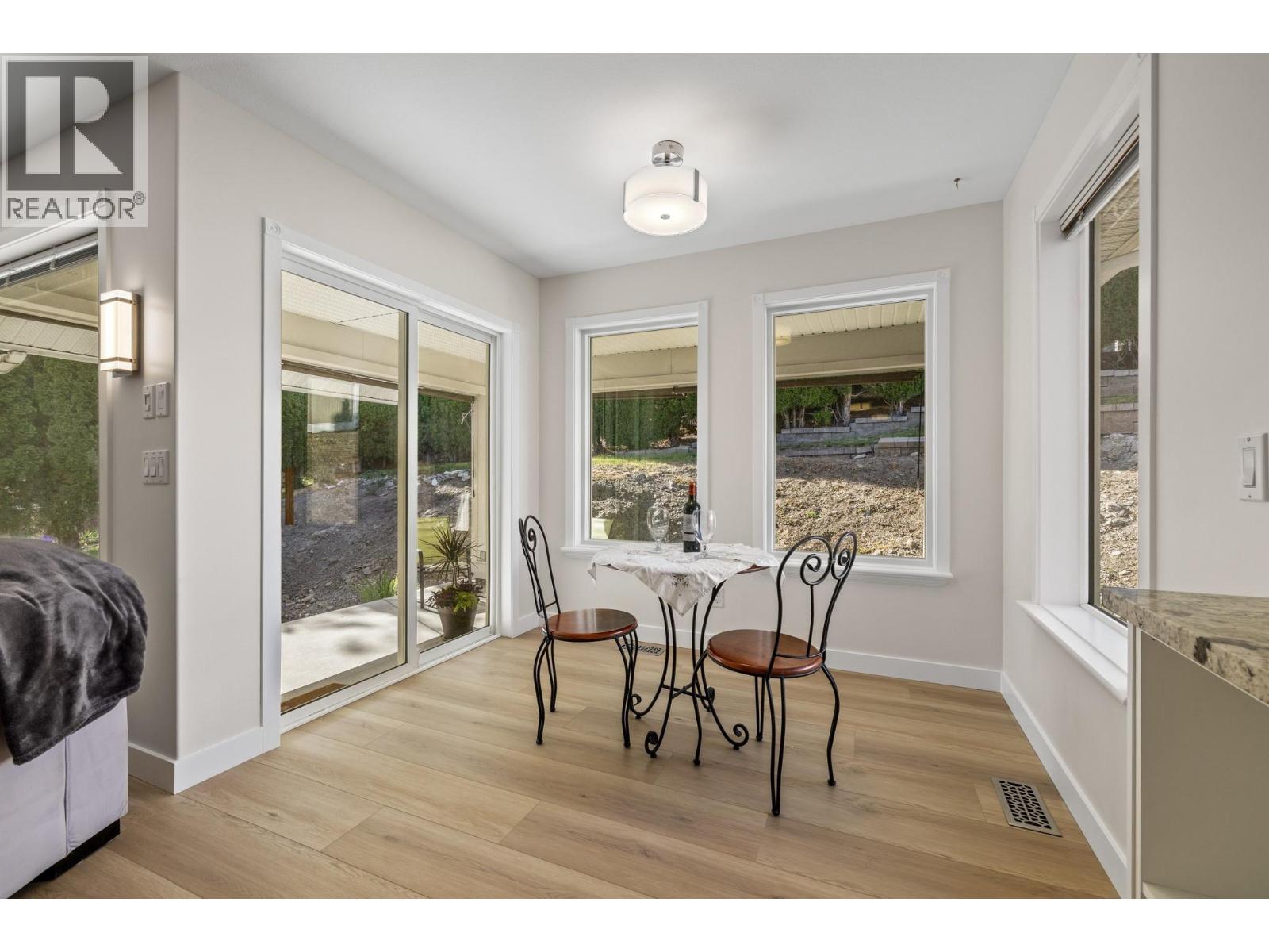 1638 Lindsay Drive, Kelowna