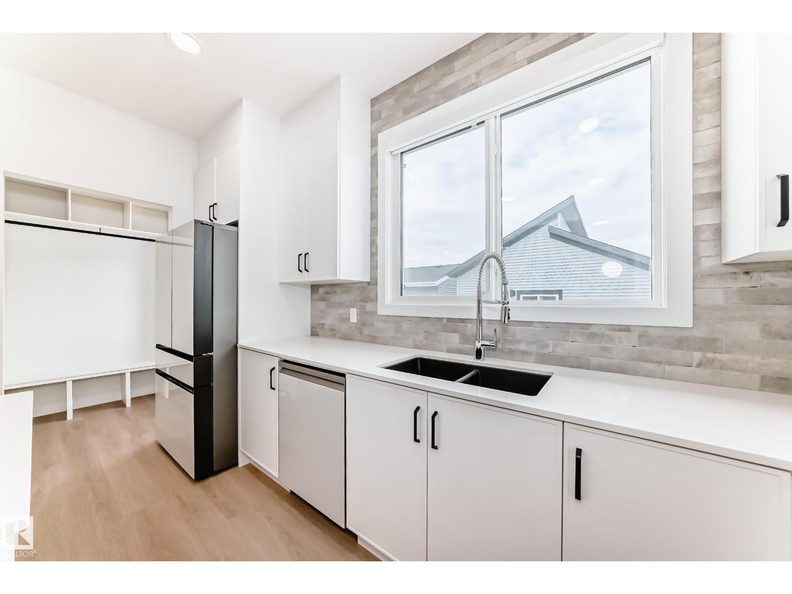 2332 159 ST SW - 5