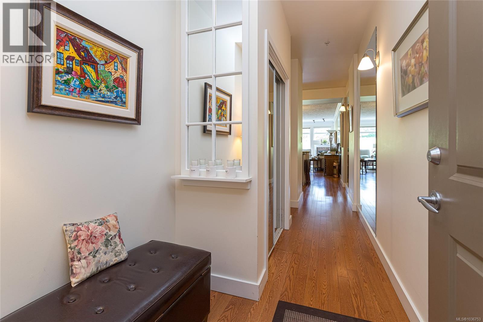#104D 1115 Craigflower Rd - 4