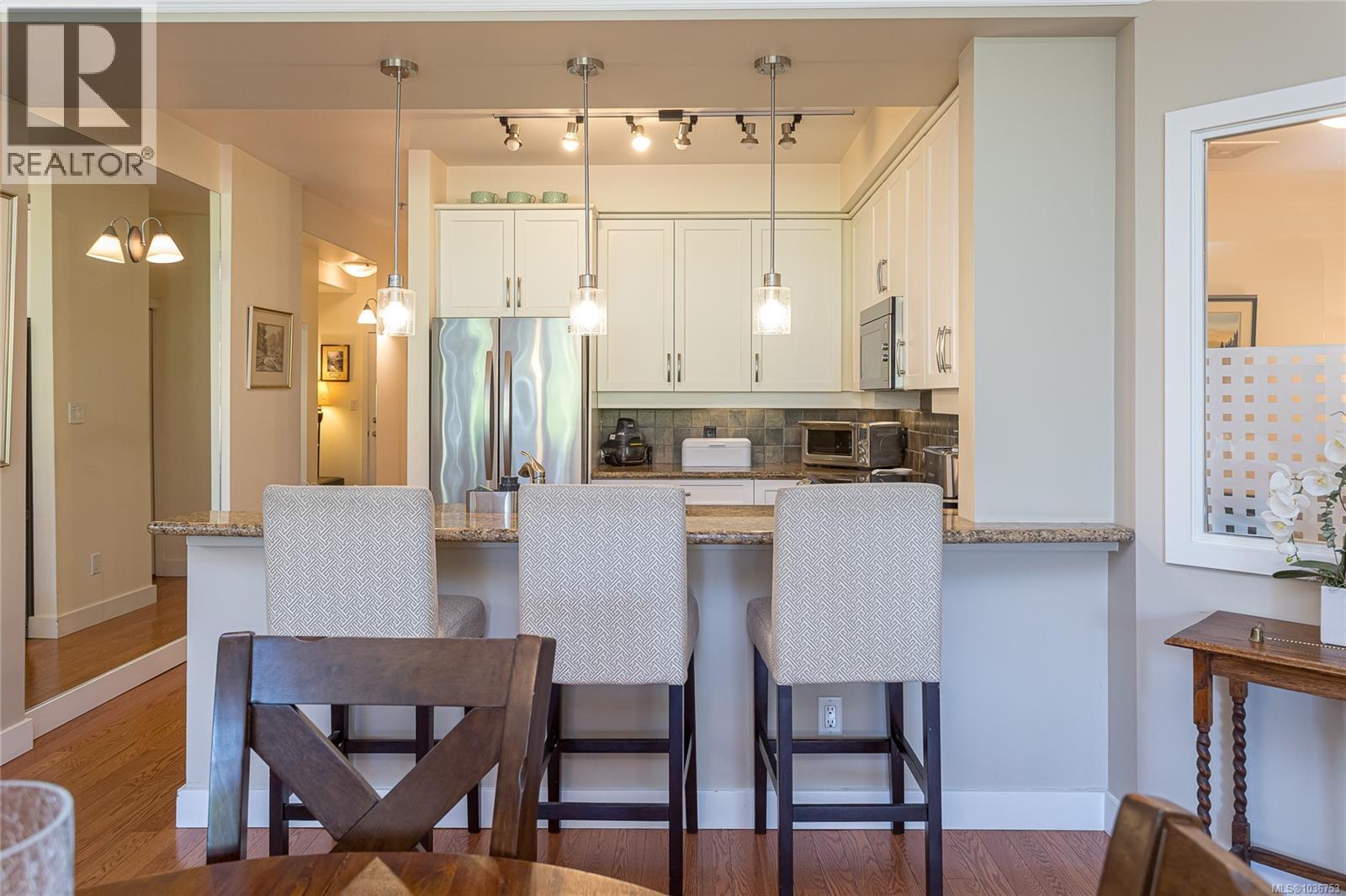 104D 1115 Craigflower Road, Esquimalt