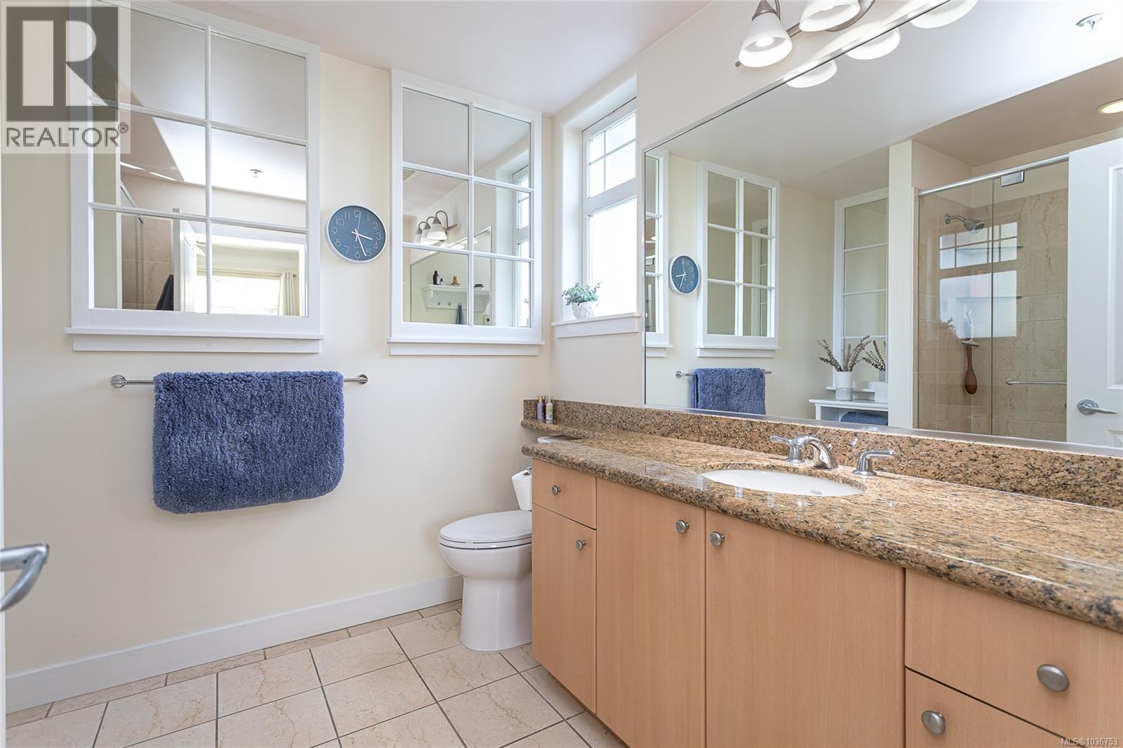 104D 1115 Craigflower Road, Esquimalt