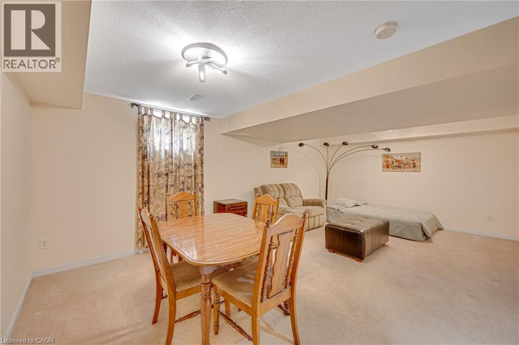 751 W RYMAL Road W Unit# 17, Hamilton, Ontario, L9B2Y3 — Photo 2