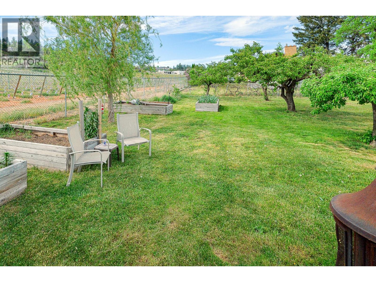  2980 BOUCHERIE Road, West Kelowna