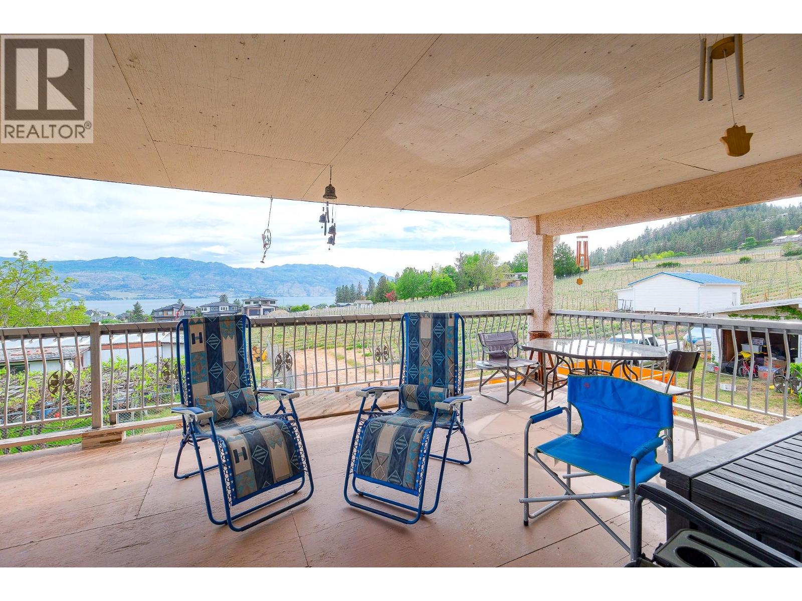  2980 BOUCHERIE Road, West Kelowna