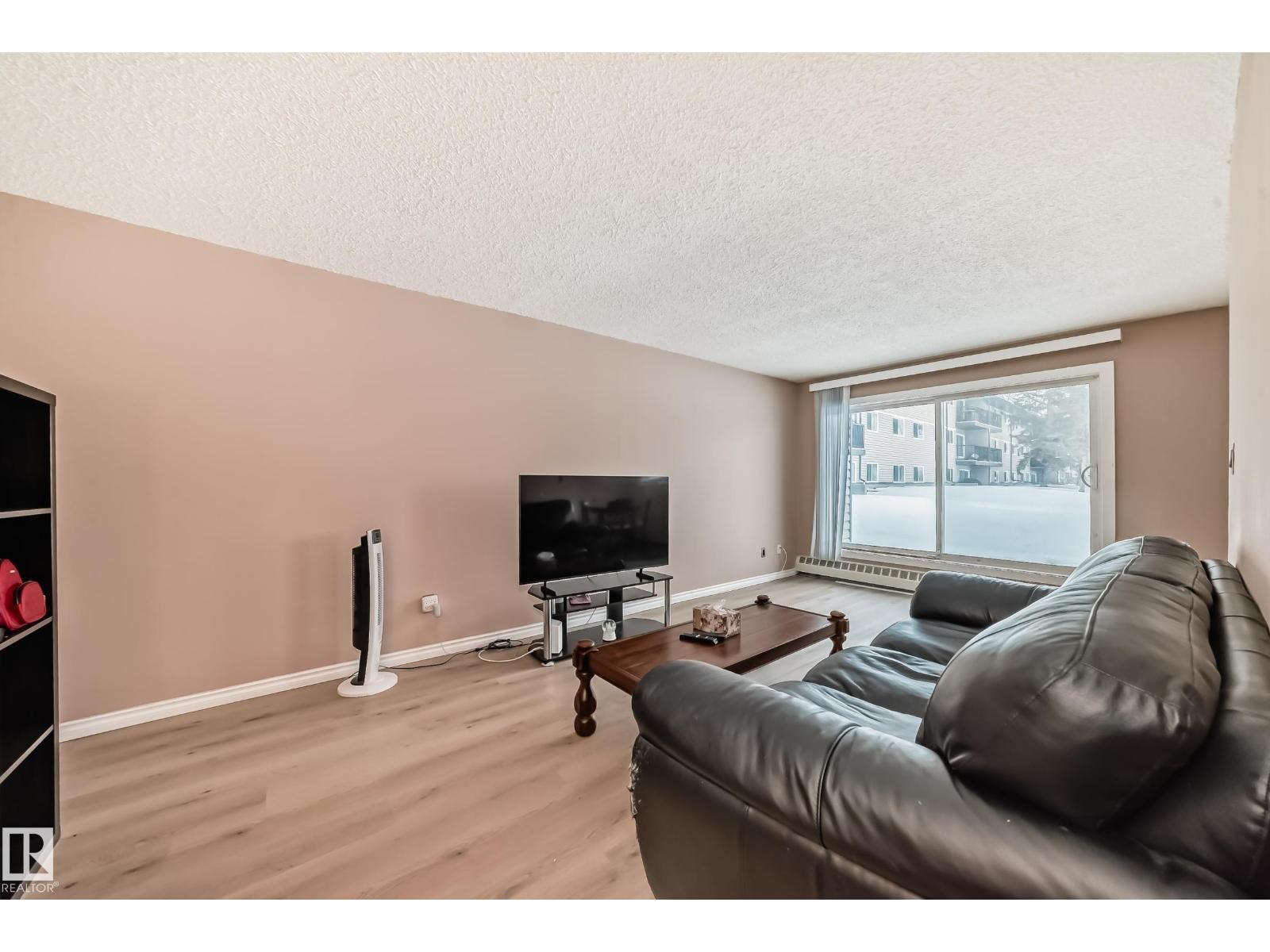 #121 15105 121 ST NW - 6