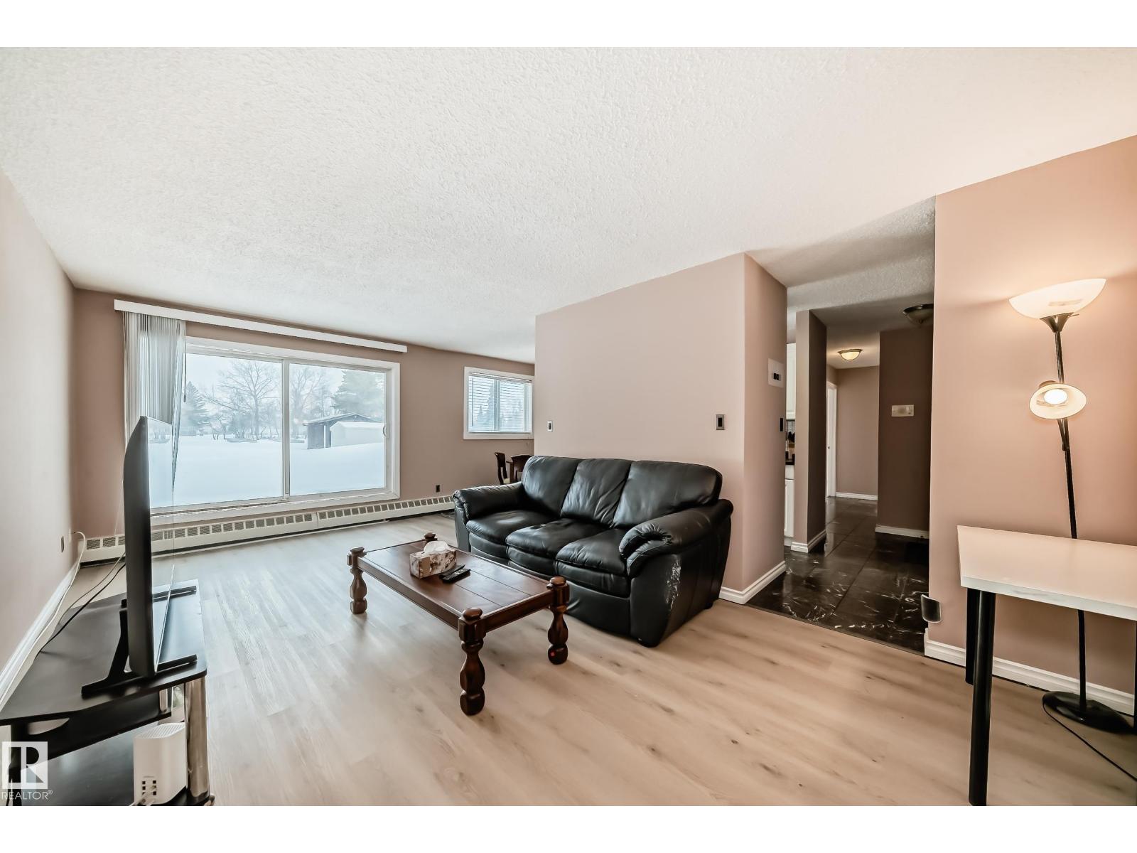 #121 15105 121 ST NW - 8