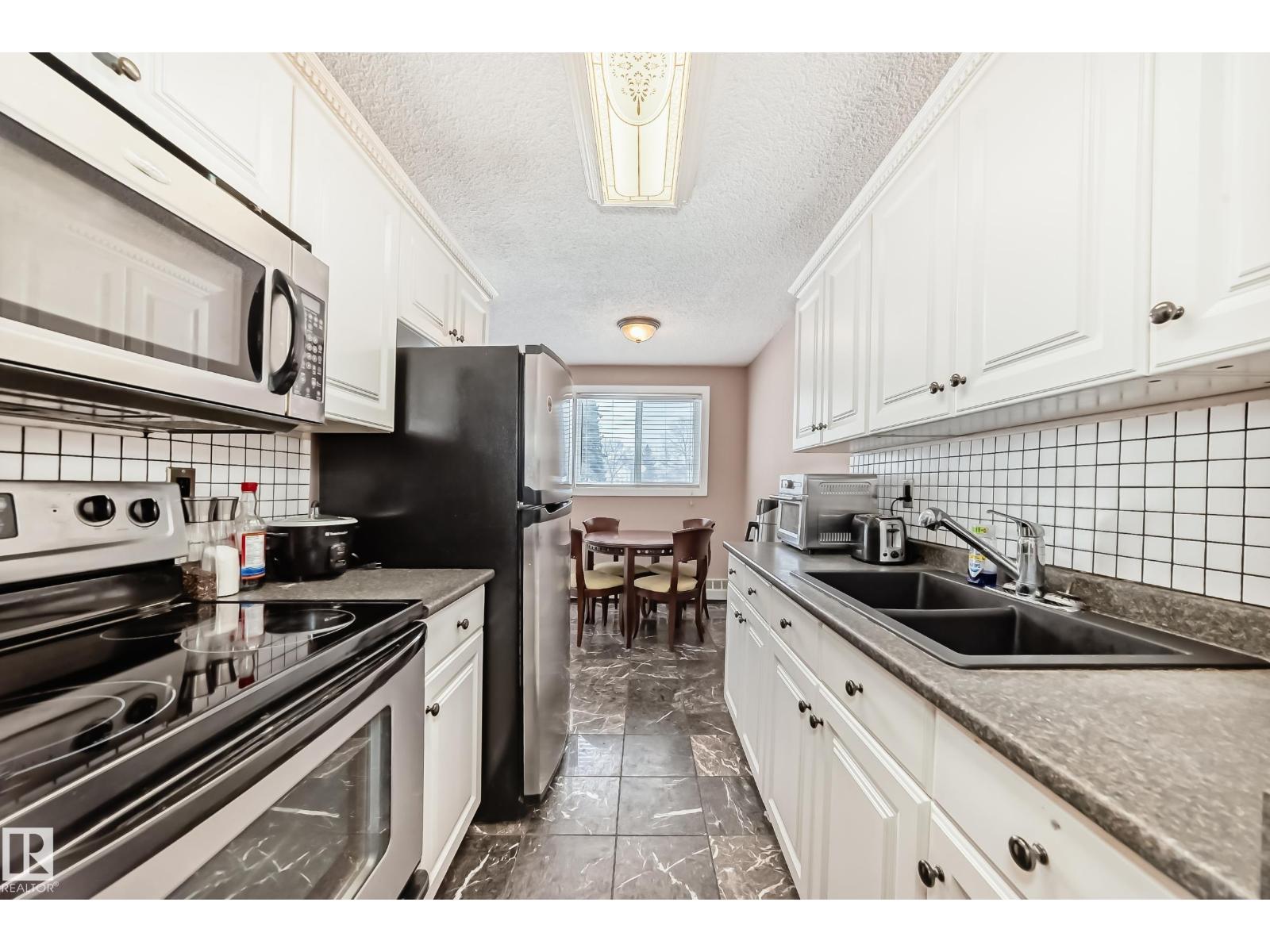 #121 15105 121 ST NW - 15