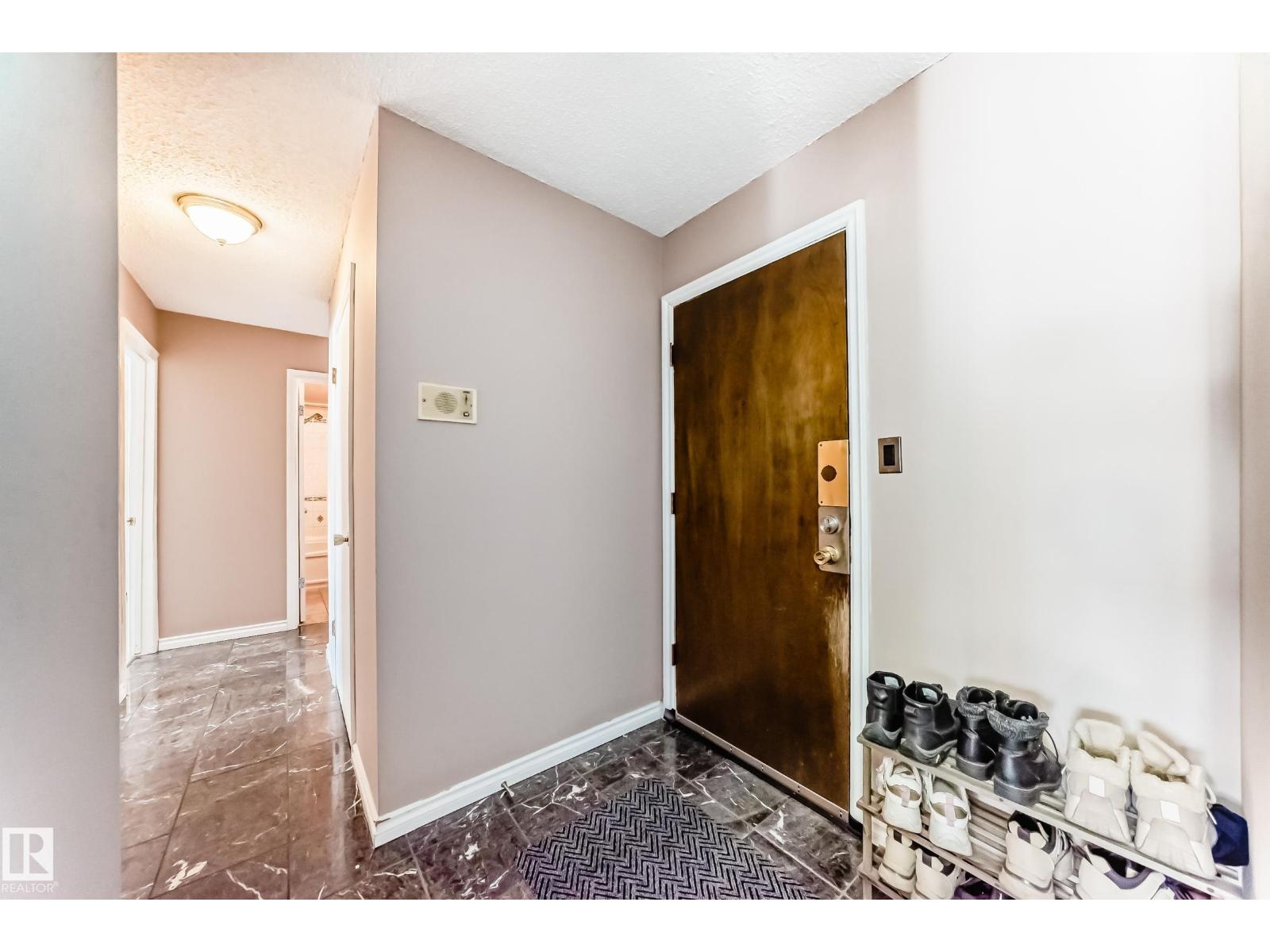 #121 15105 121 ST NW - 31