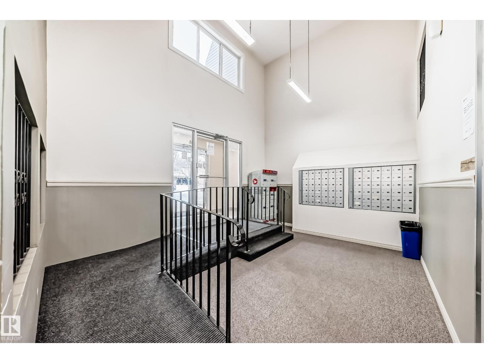 #121 15105 121 ST NW - 35