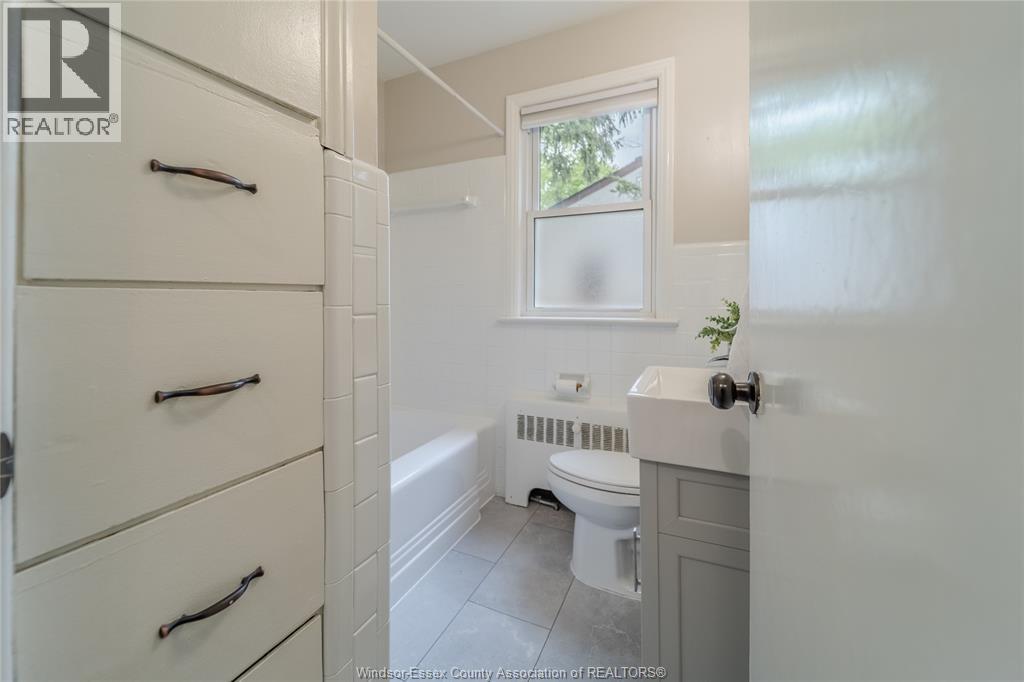 2458 Buckingham DRIVE, Windsor, Ontario, N8T2B5 — Photo 36