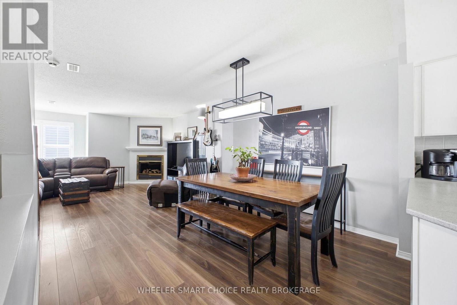432 HILLSBORO PRIVATE - 23
