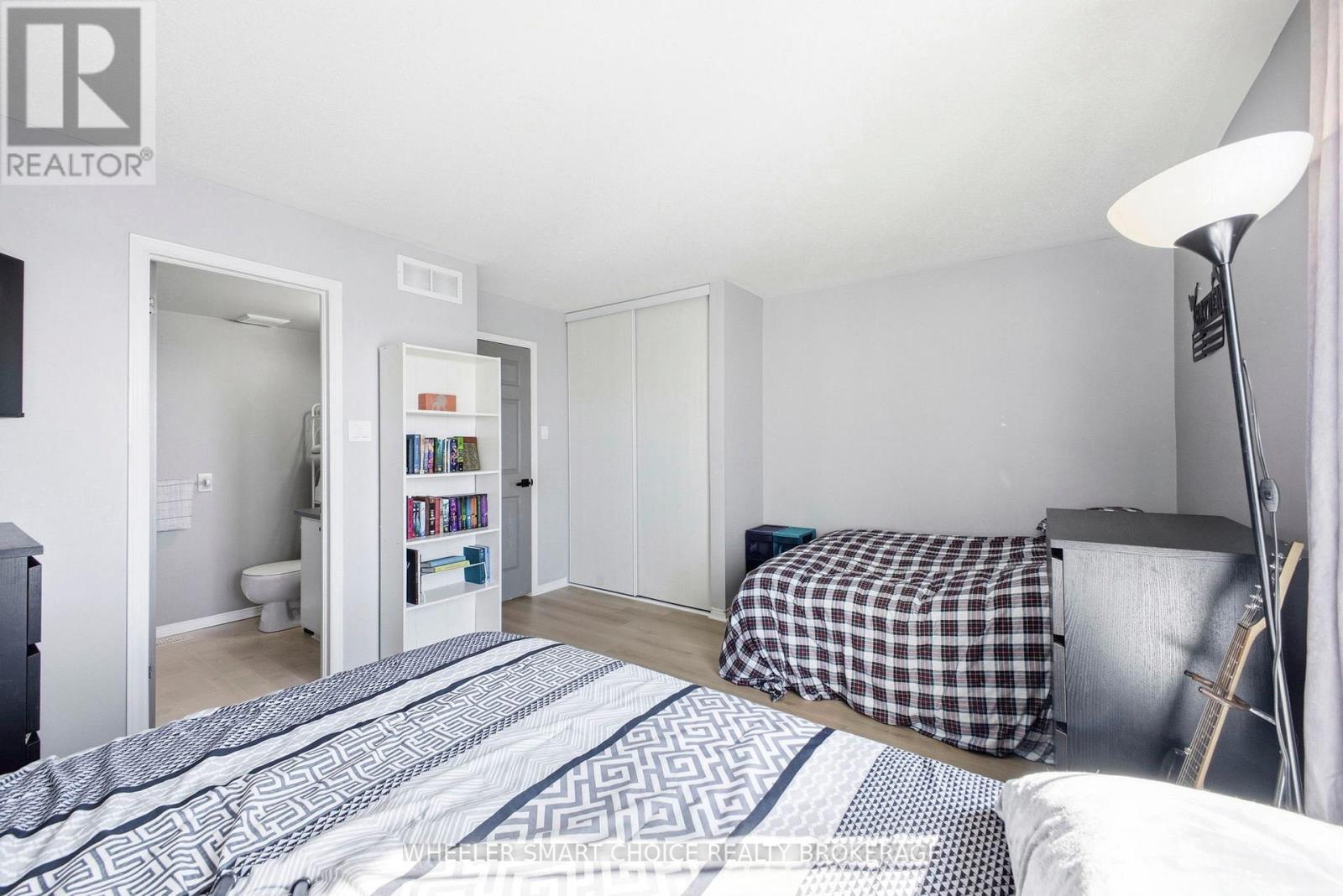432 HILLSBORO PRIVATE - 28