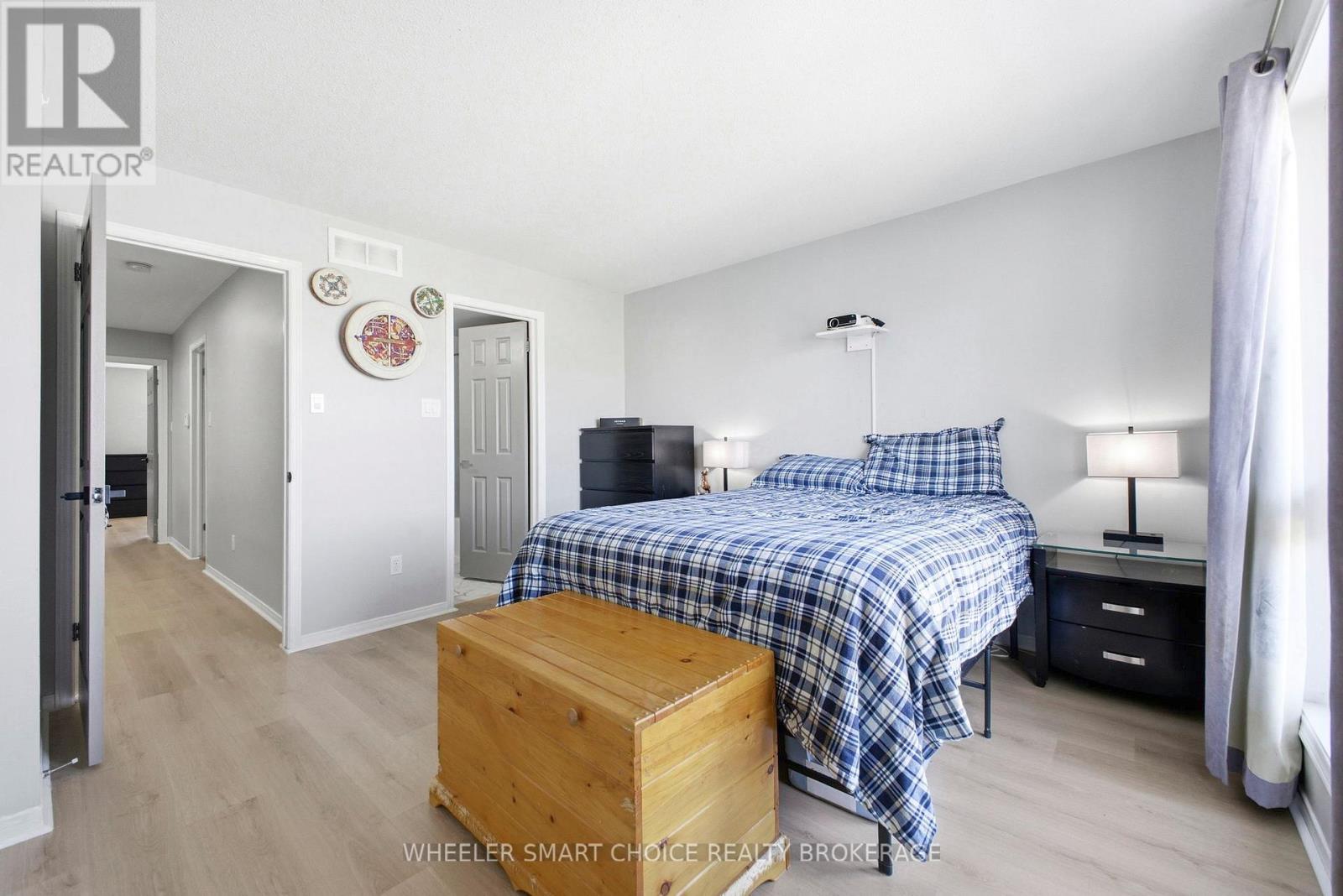 432 HILLSBORO PRIVATE - 33