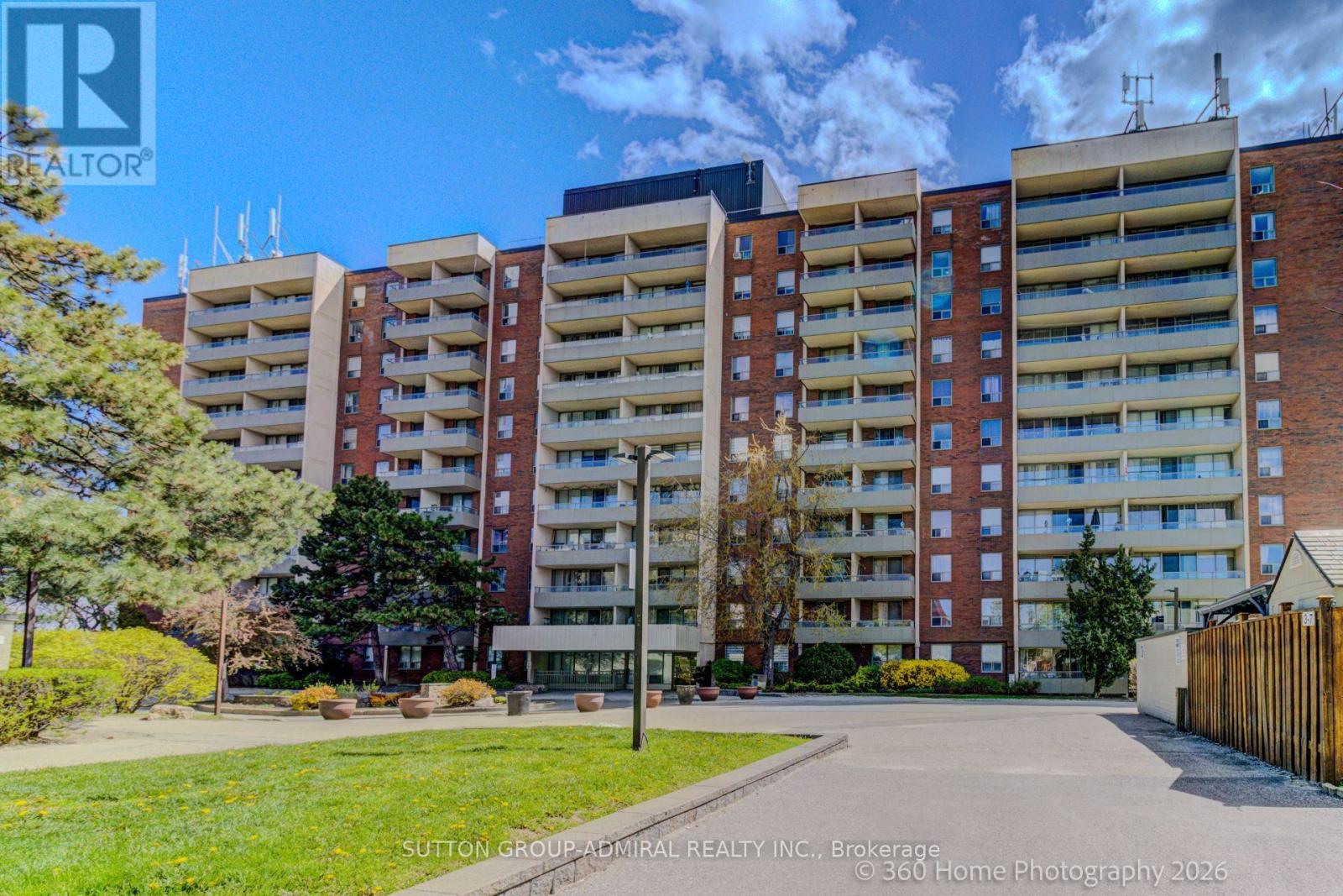 #106 1 FOUR WINDS DRIVE - 1