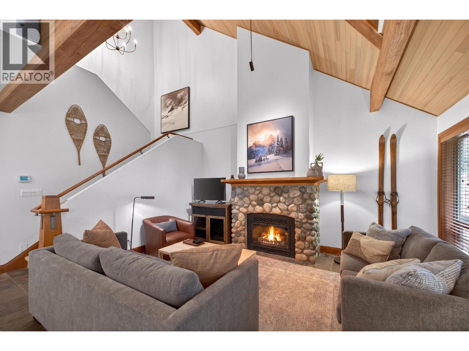 A/B 4747 SETTEBELLO Drive - photo 2