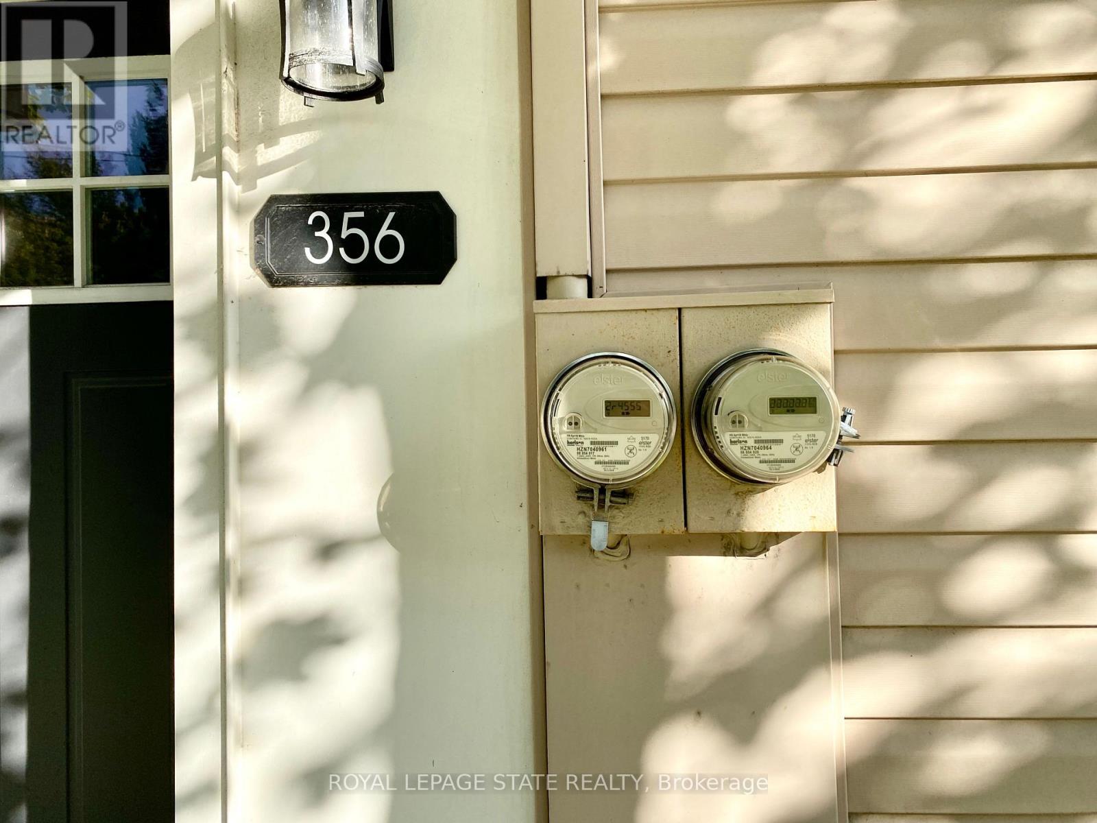 358 DUNDAS STREET E - 6