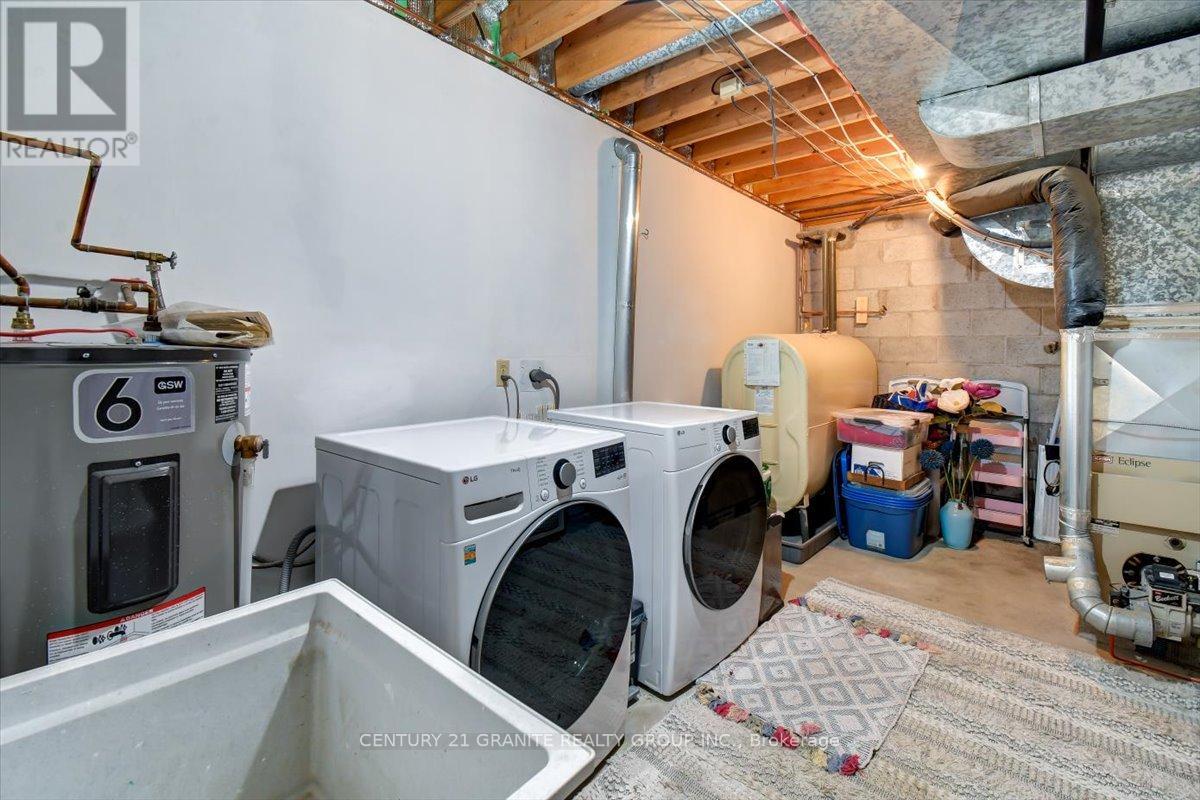 25 FOREST HILL ROAD - 27