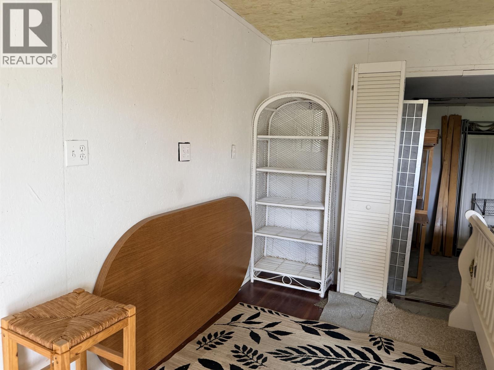 2216 WESTGATE WAY - 32