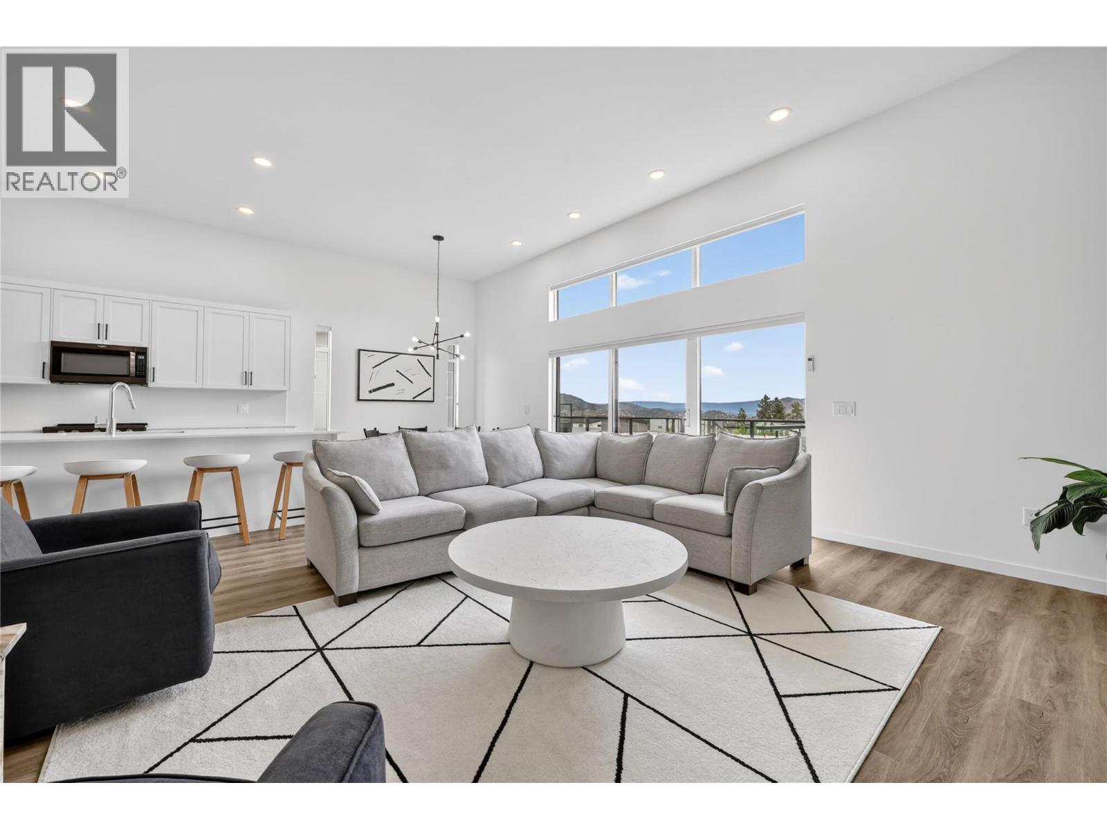 3717 Astoria Drive - 6