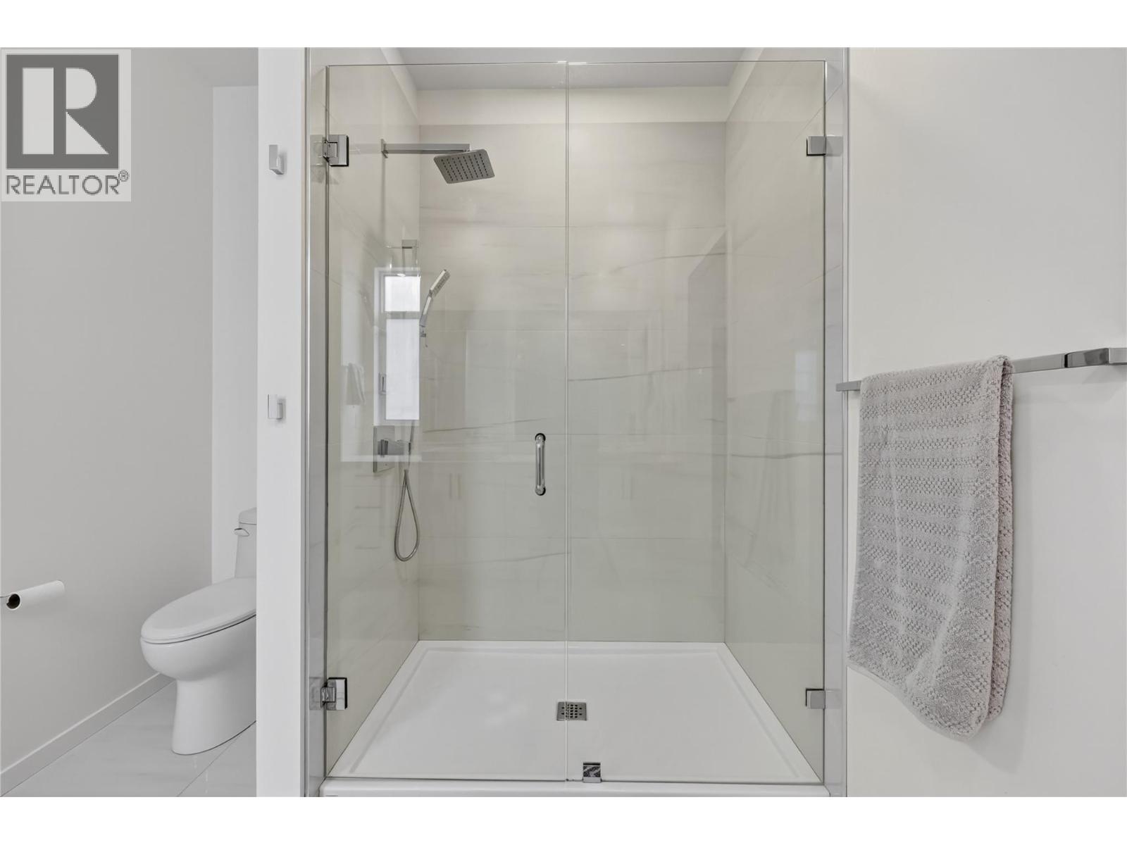 3717 Astoria Drive - 33