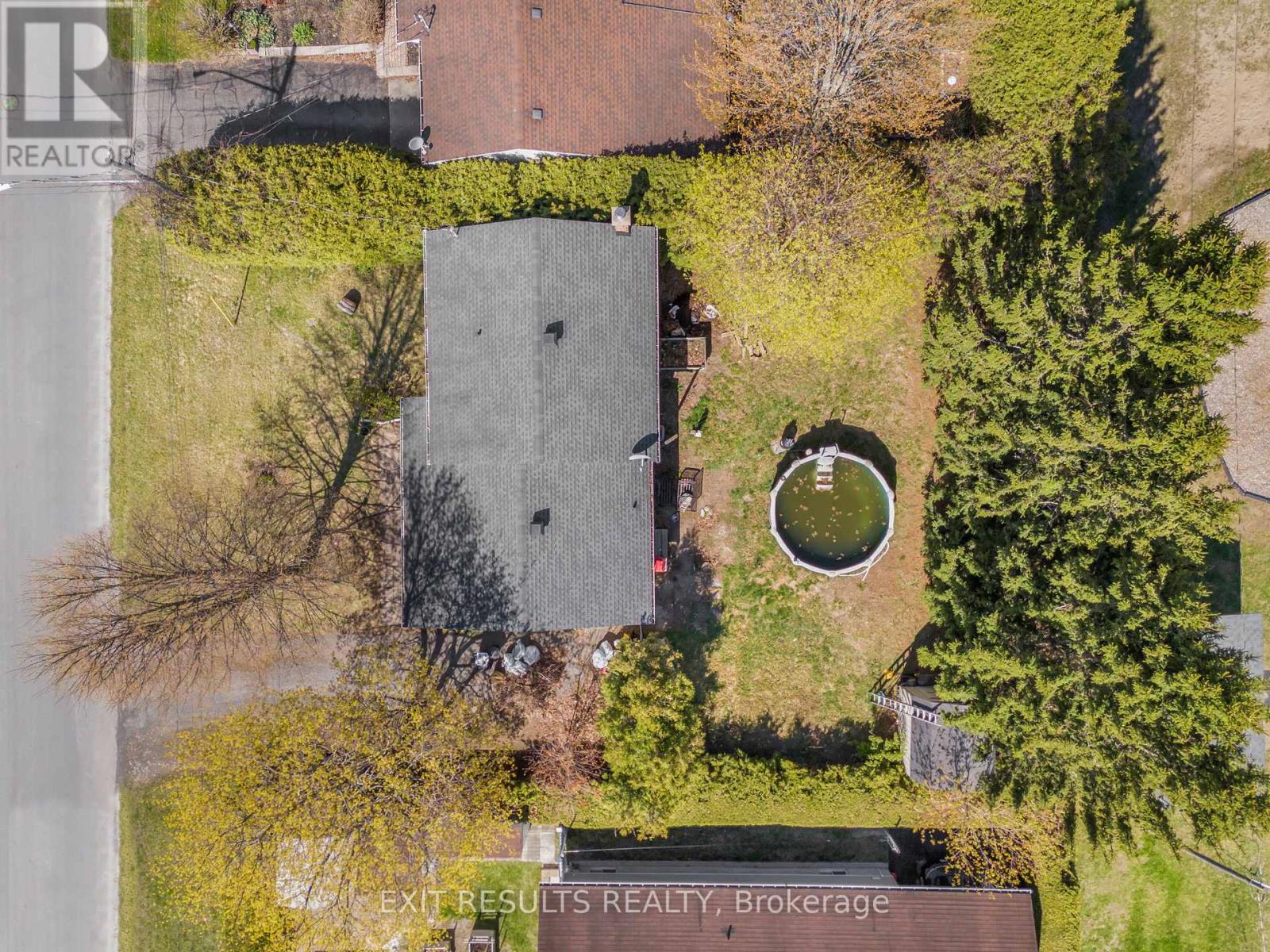 212 SAINTE-ANNE STREET N - 25