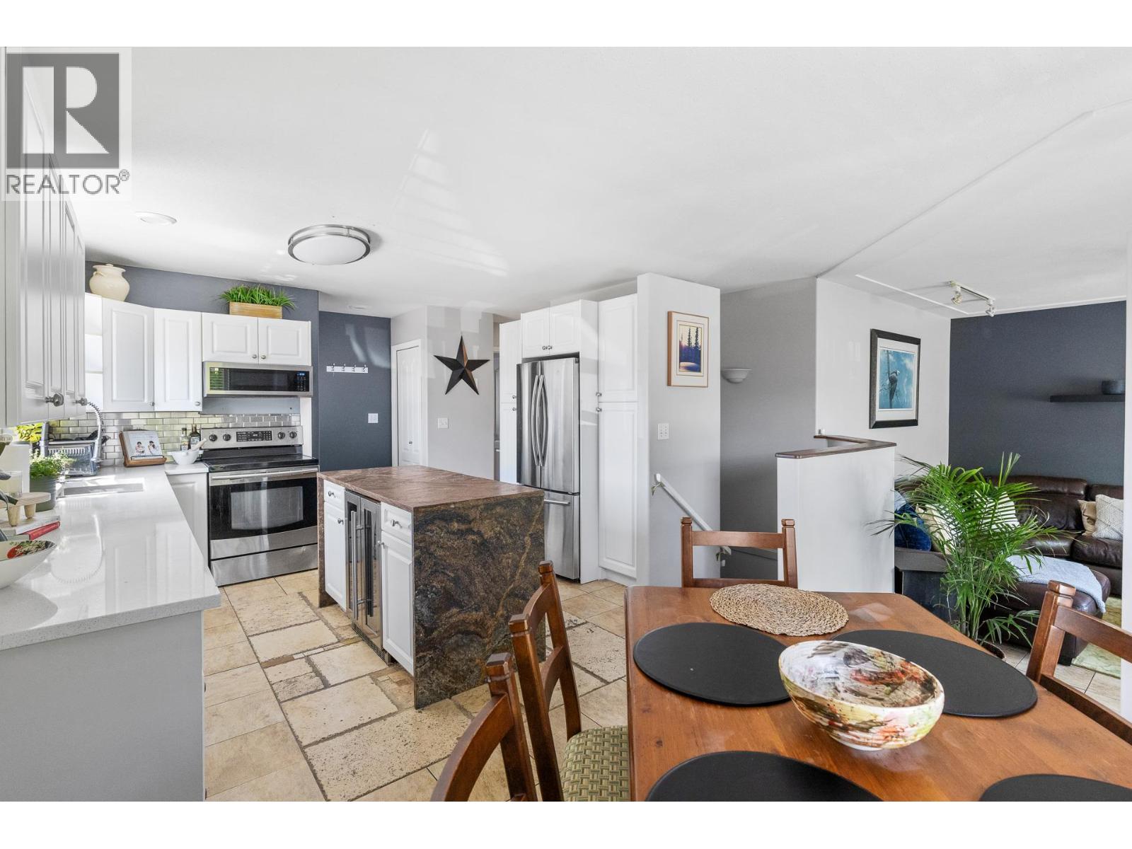 198 Ritchie Court - 16