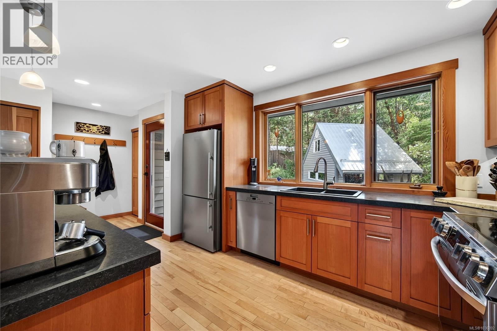 130 Lawnhill Dr - 9