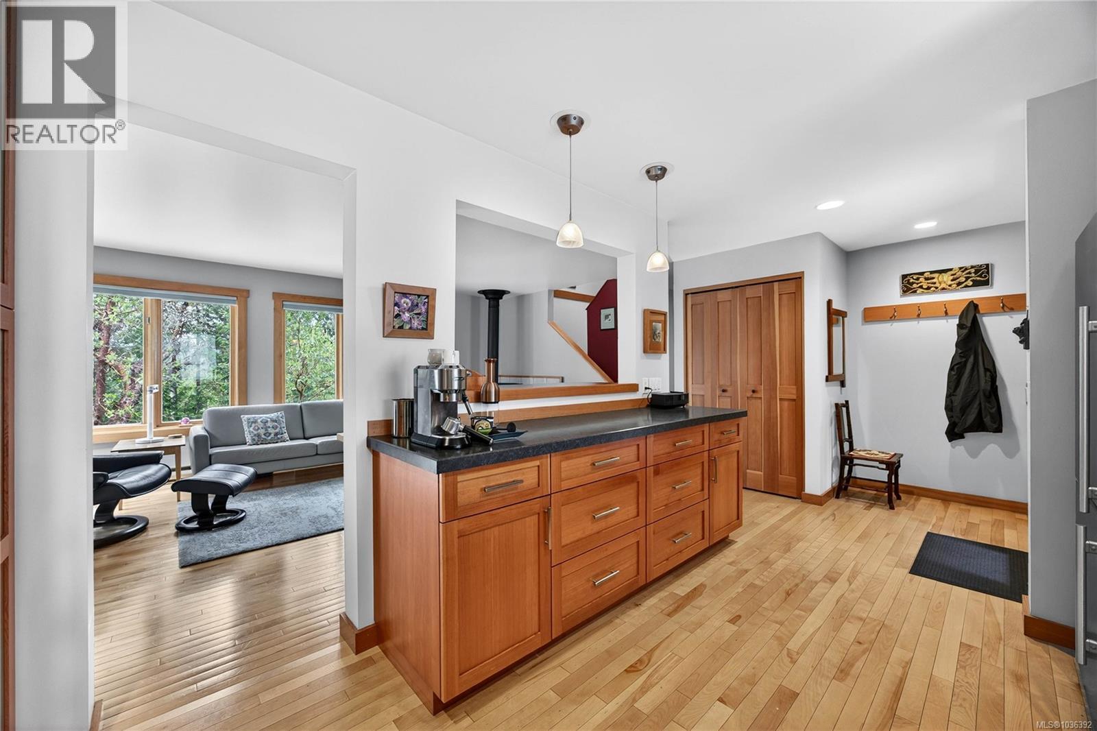 130 Lawnhill Dr - 6