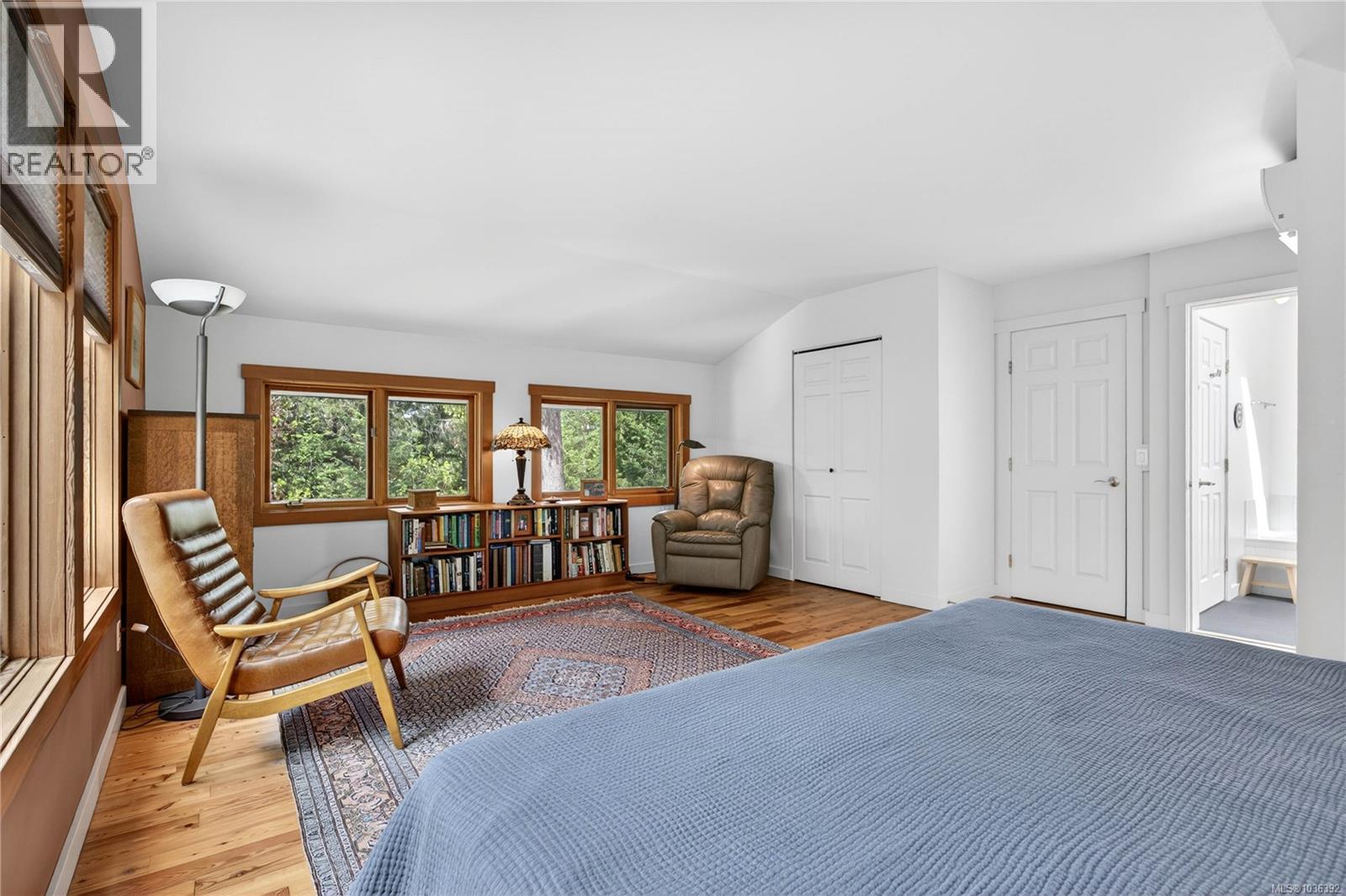 130 Lawnhill Dr - 23