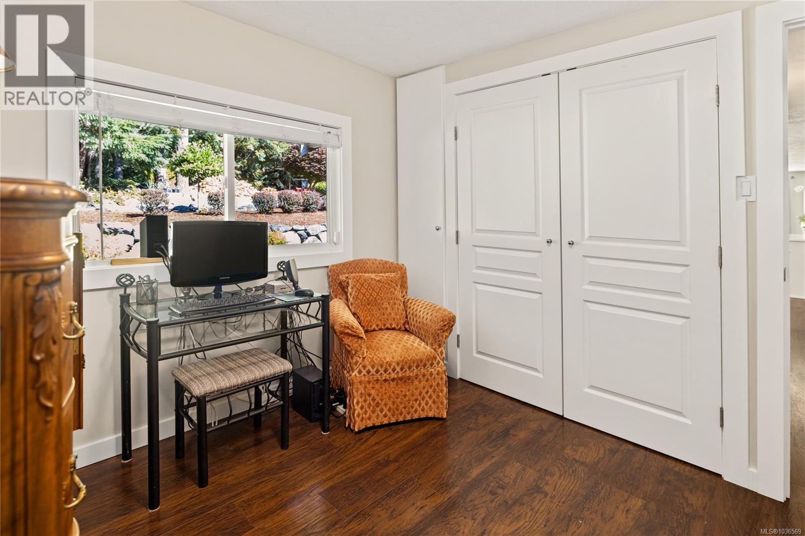 3061 Renfrew Rd - 32