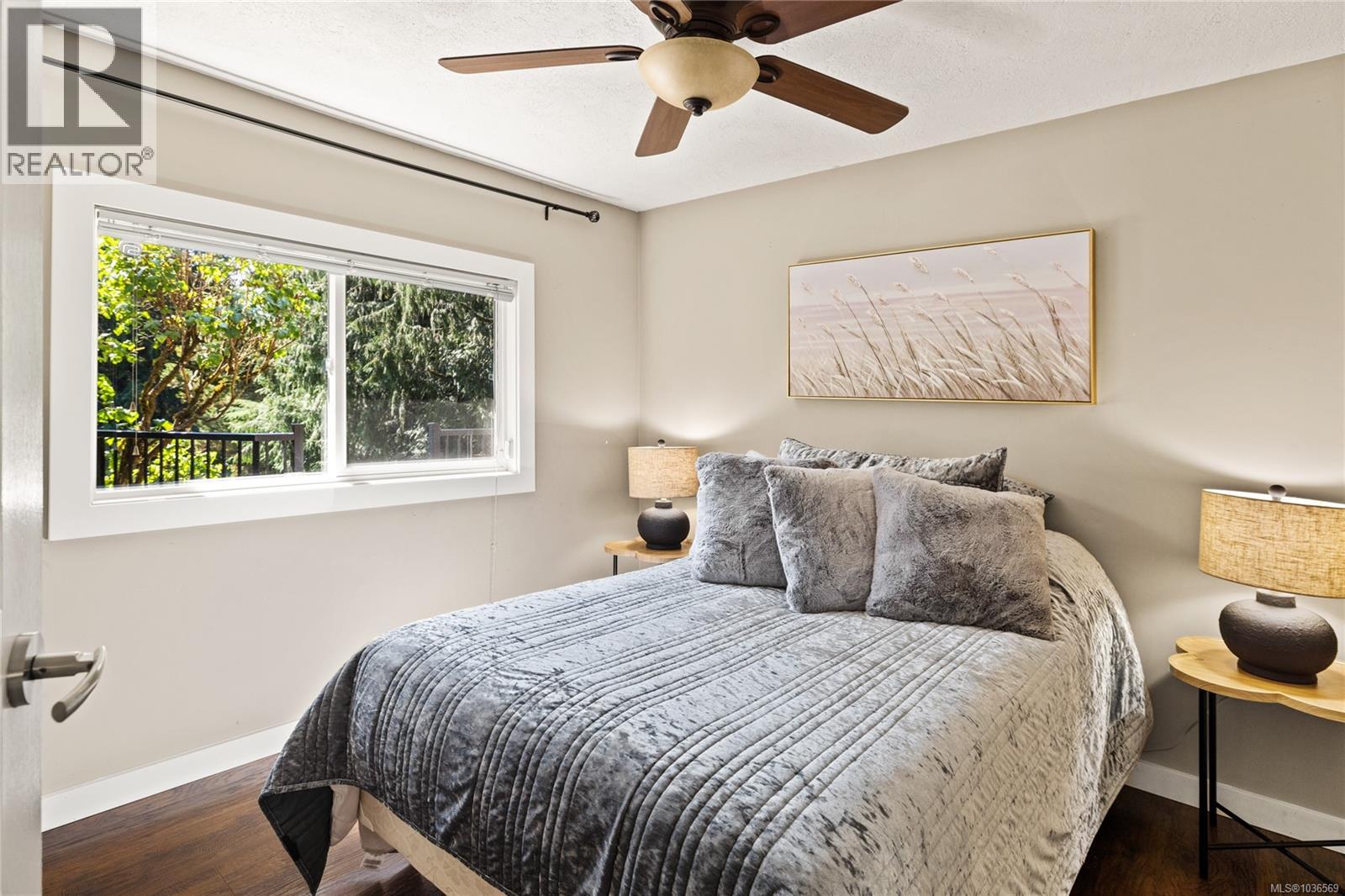 3061 Renfrew Rd - 24