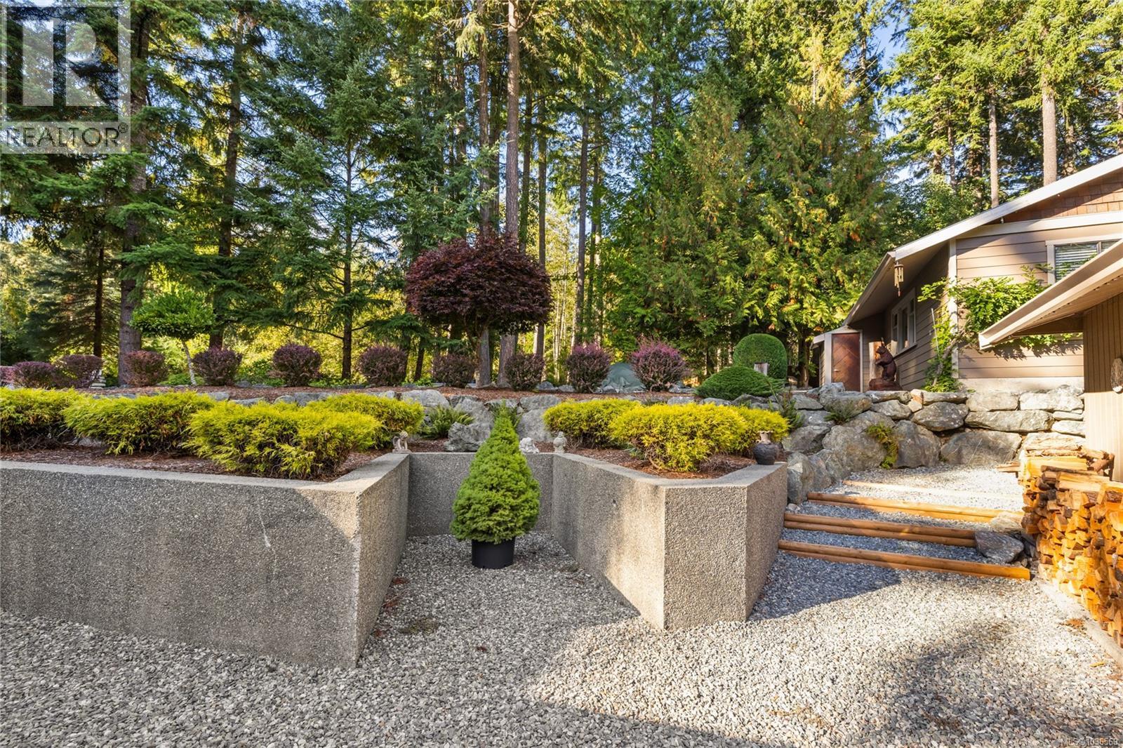 3061 Renfrew Rd - 68