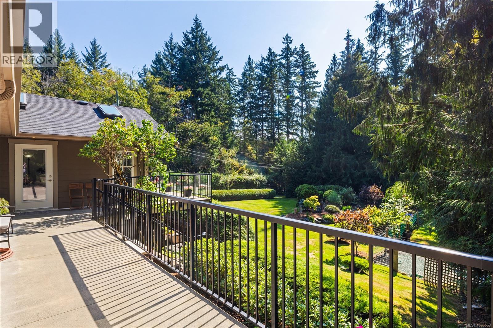 3061 Renfrew Rd - 47