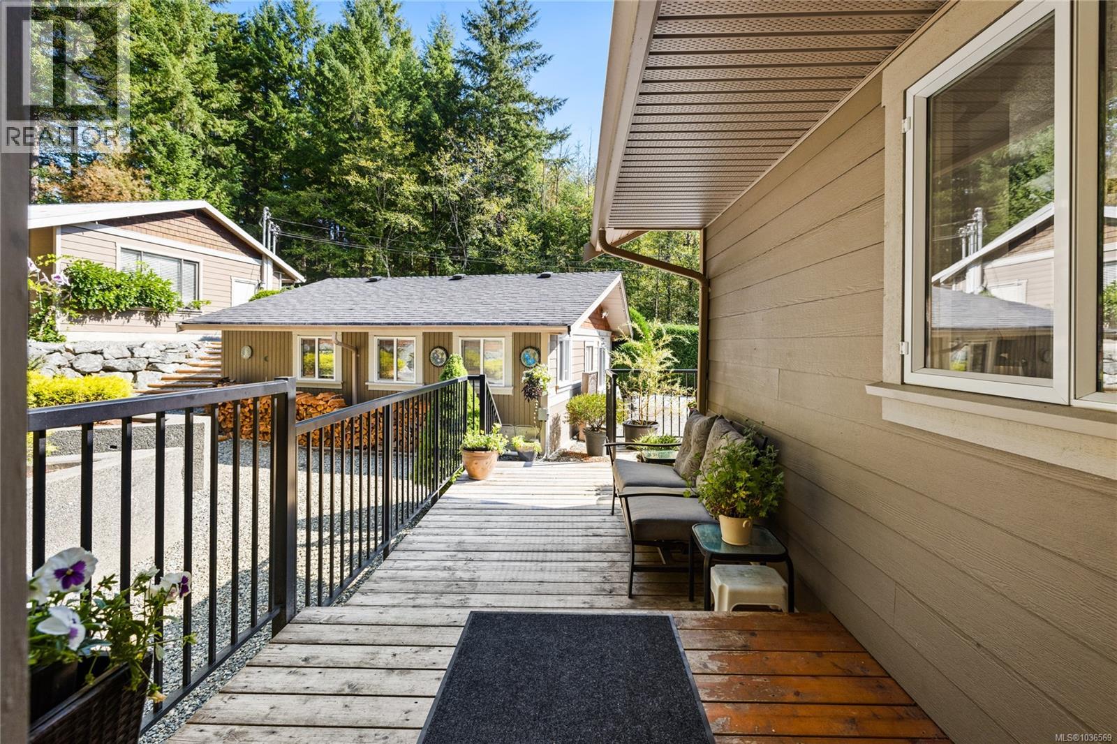 3061 Renfrew Rd - 54