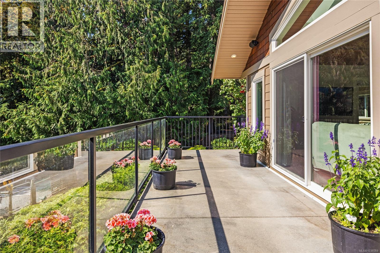 3061 Renfrew Rd - 42