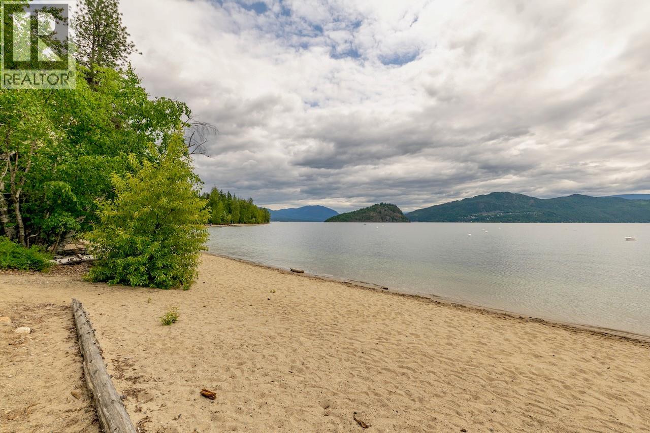 #18 1131 Pine Grove Road Lot# 18 - 37