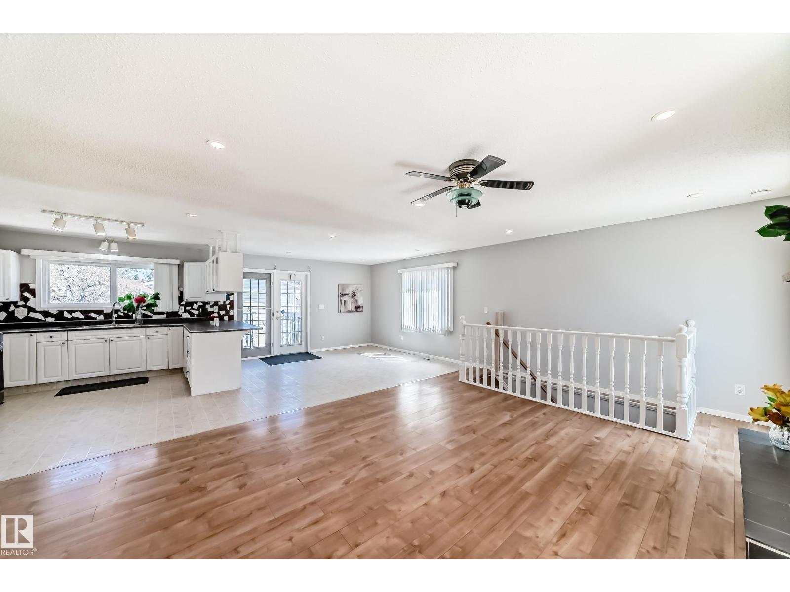 16819 109 ST NW - 12