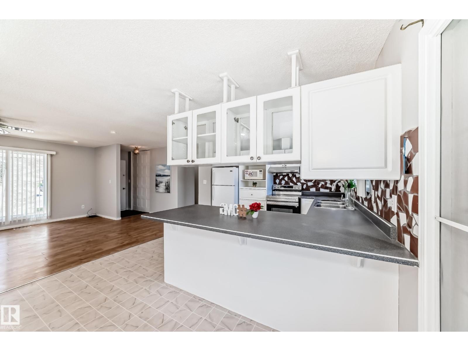 16819 109 ST NW - 26