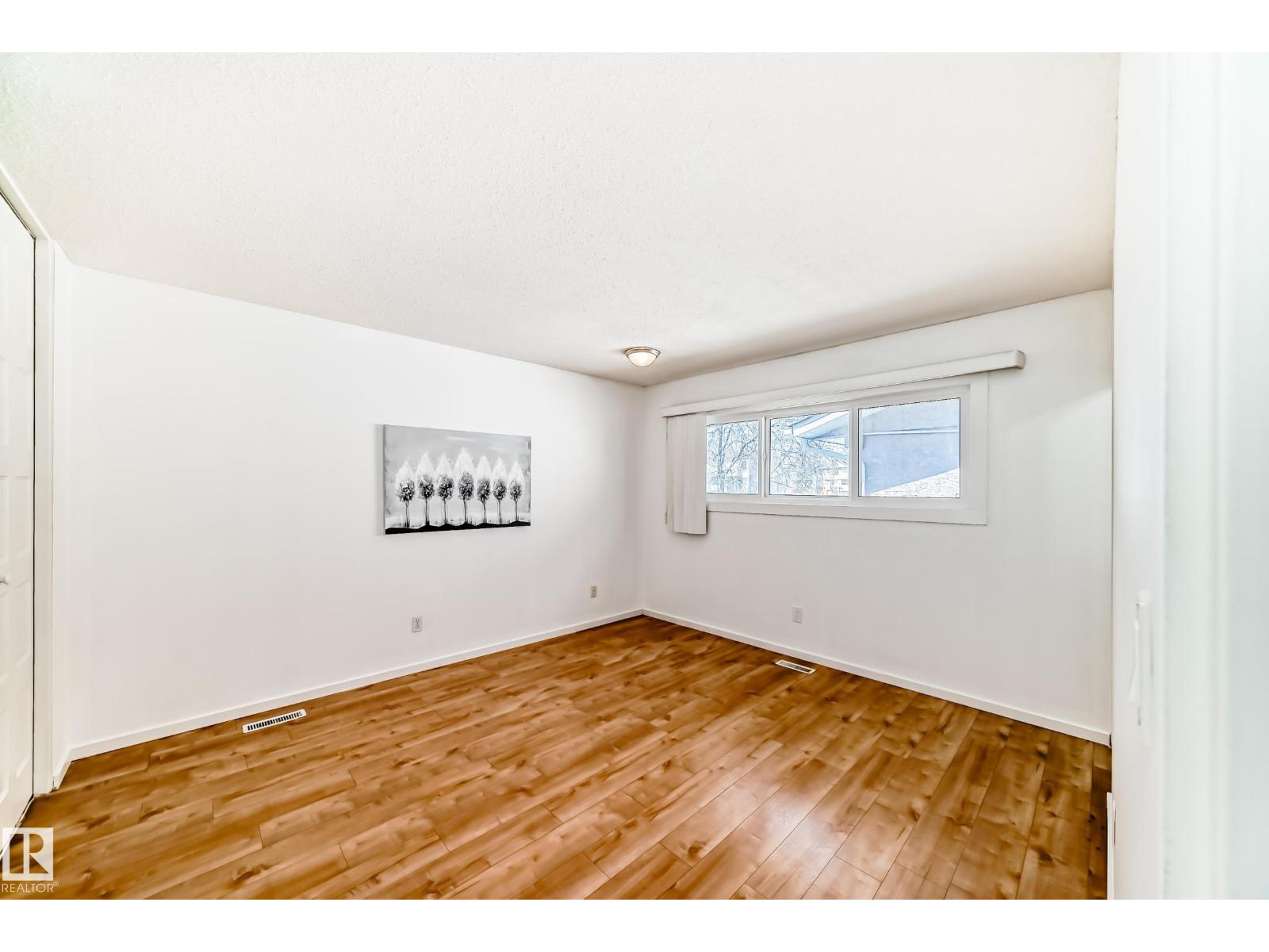 16819 109 ST NW - 29