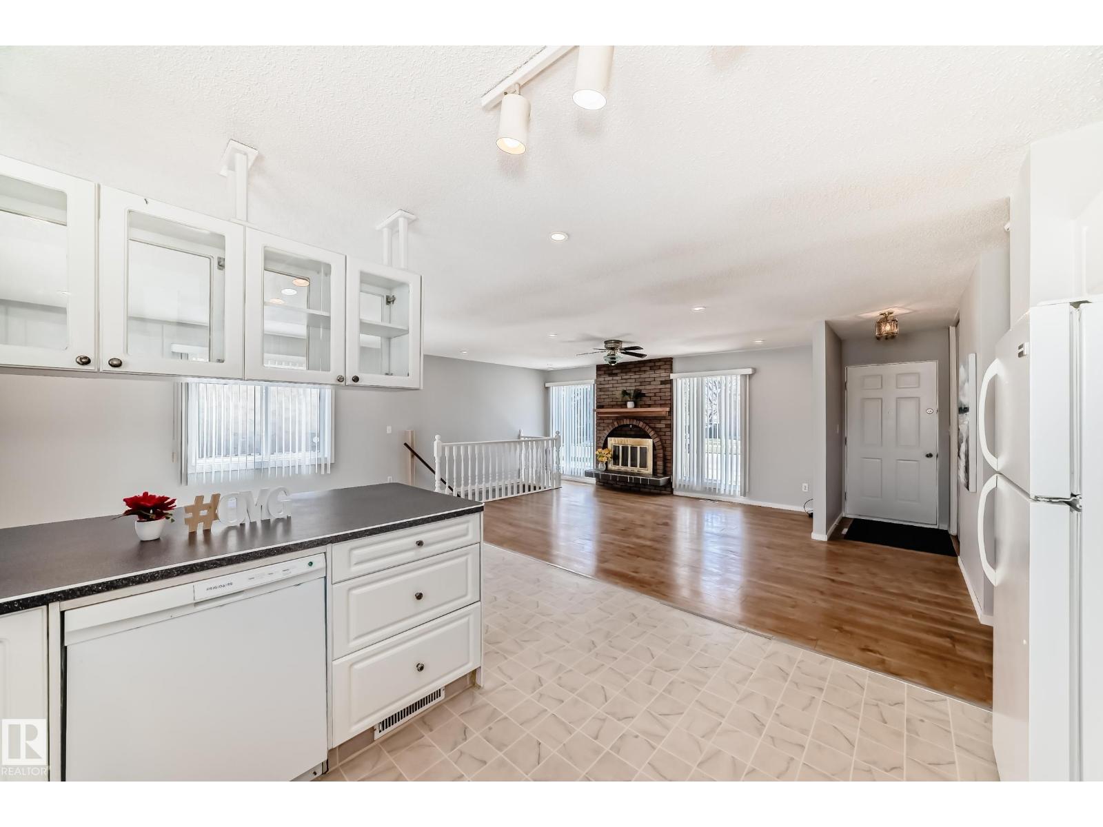 16819 109 ST NW - 18
