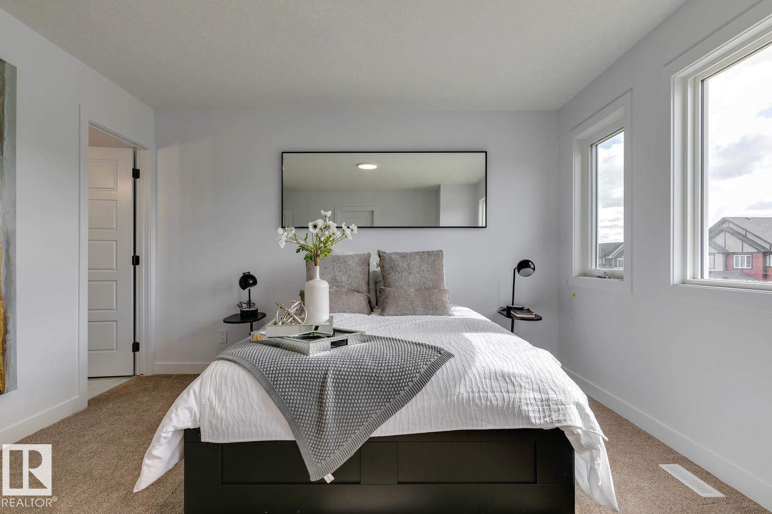 10213 92A AV NW - 25
