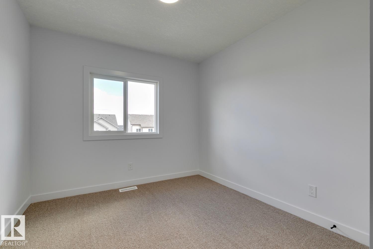 10213 92A AV NW - 29