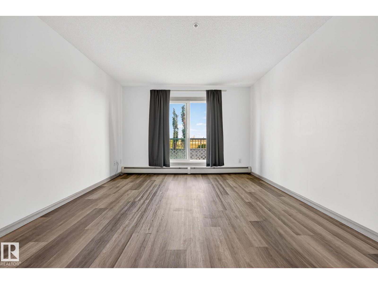 #215 2208 44 AV NW, Edmonton