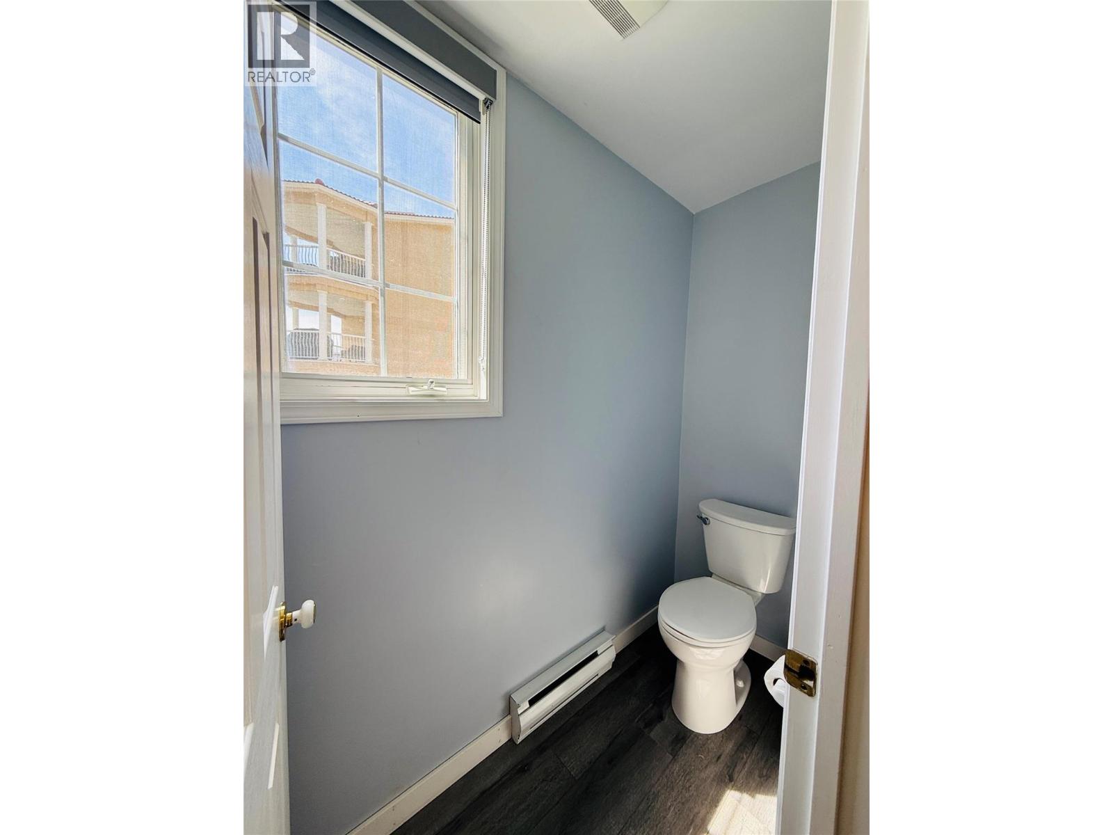 5052 RIVERVIEW Road Unit# 1004, Fairmont Hot Springs