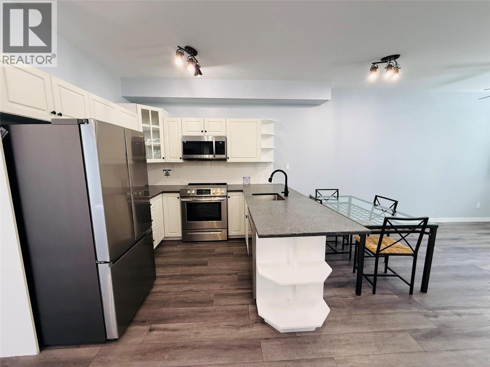 #1004 5052 RIVERVIEW Road - 13