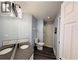 Kitchen - 5052 Riverview Road Unit# 1004, Fairmont Hot Springs, BC V0B1L1 Photo 8