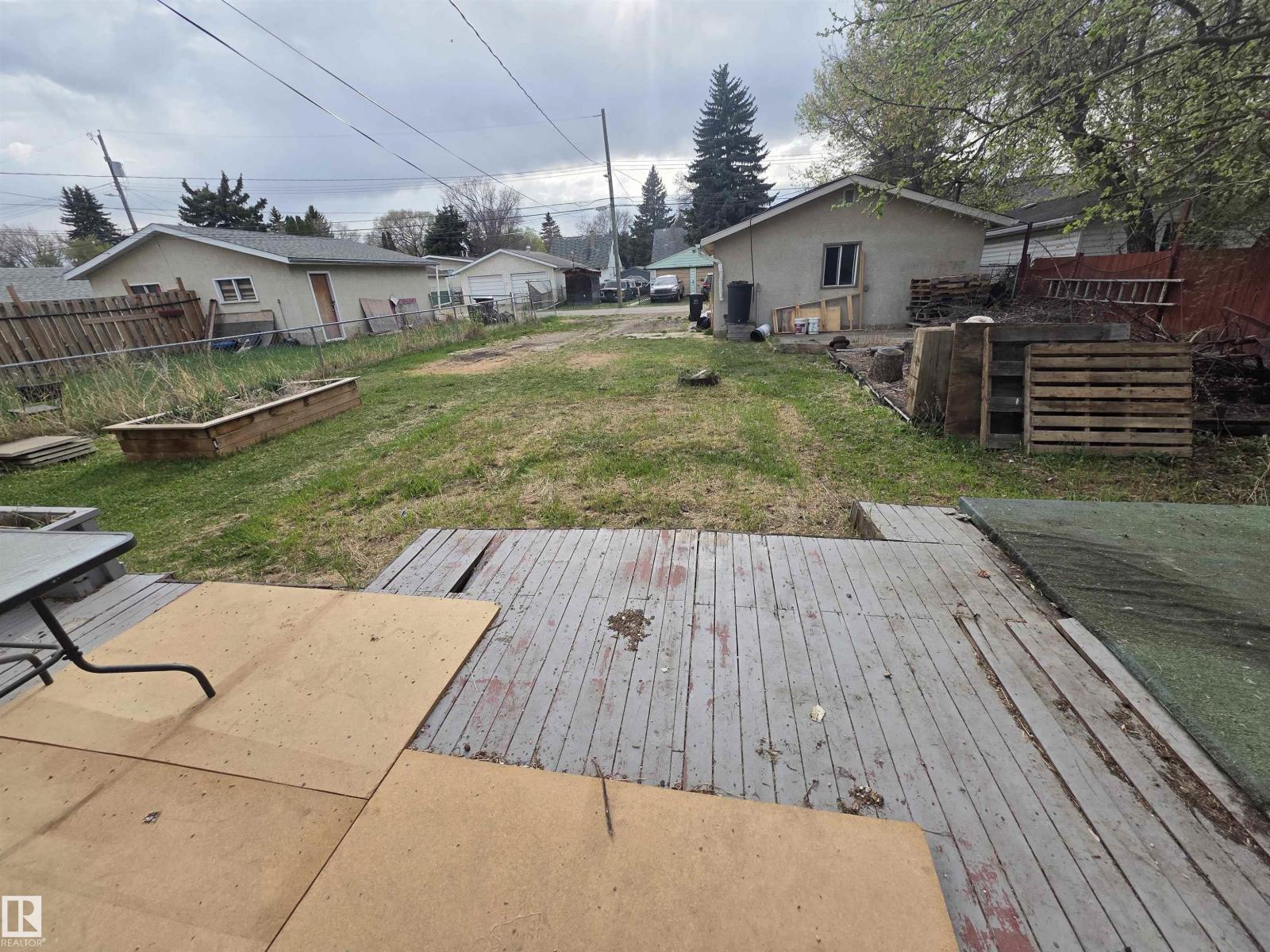 11926 125 ST NW - photo 2