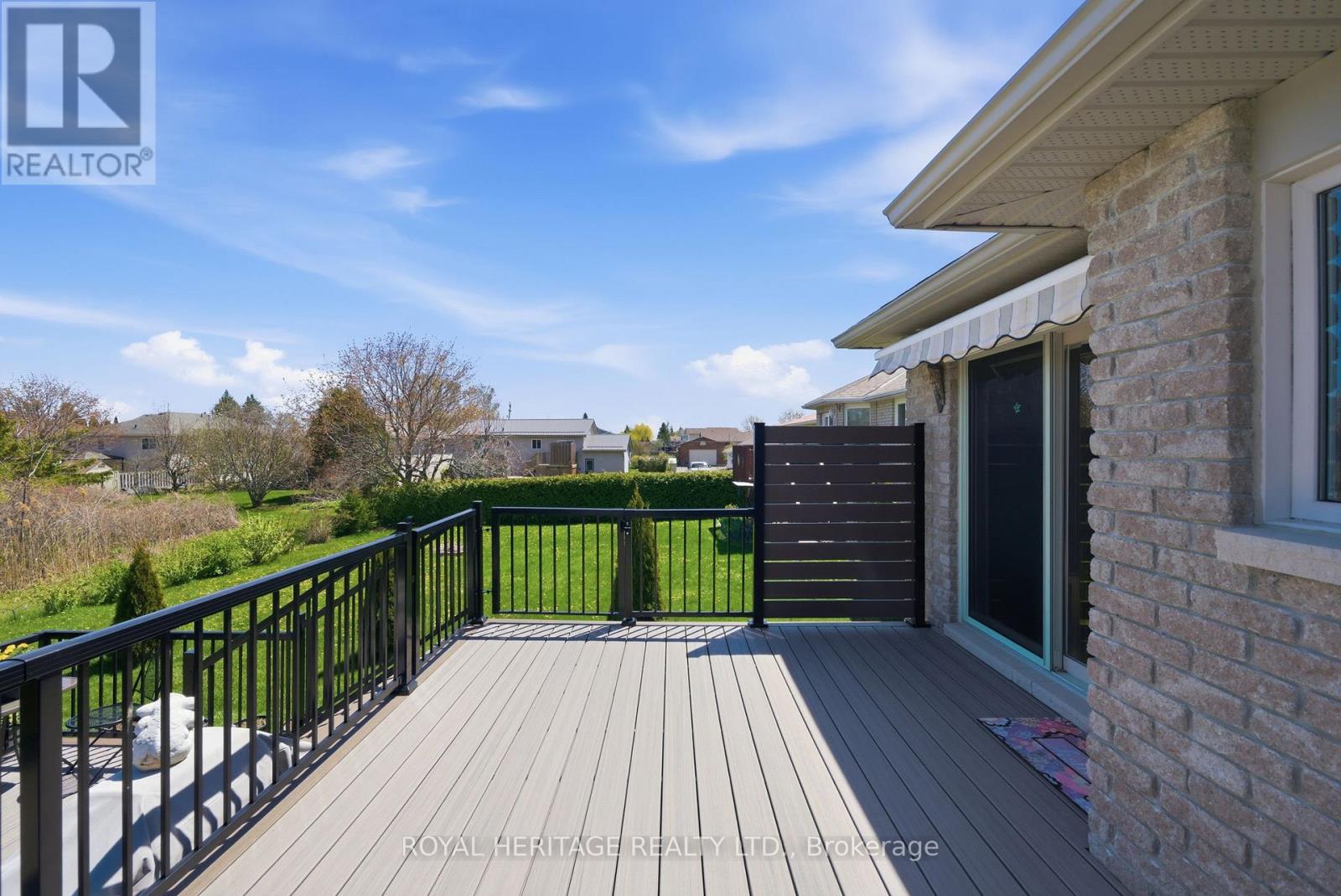 6 COVE COURT - 46