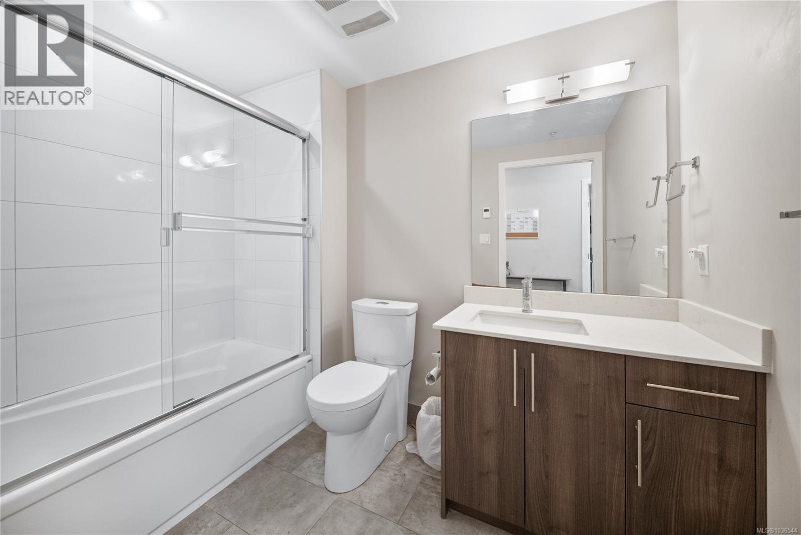 503 1016 Inverness Road, Saanich