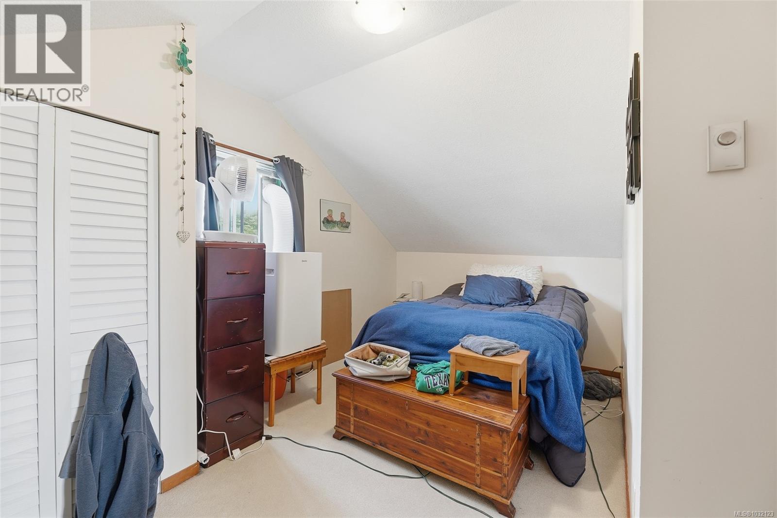 1913 Duchess St - 17
